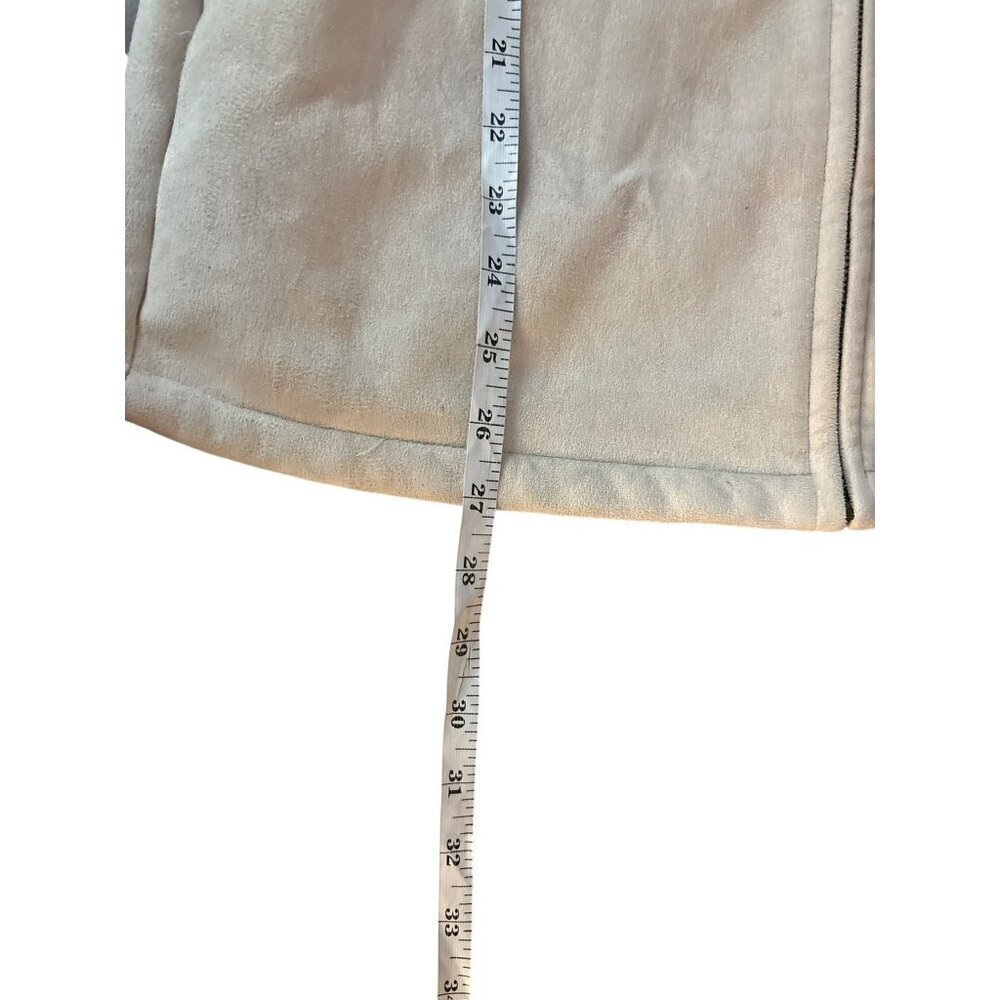 Orvis Women's Cream Microfiber Soft Vest - Picture 6 of 6